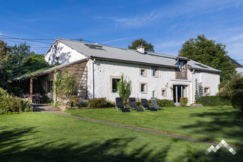 Maison ardennaise avec sauna et jacuzzi pour 9 personnes à Gouvy