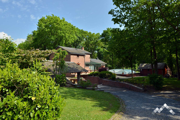 Villa de luxe avec piscine extérieure et sauna pour 14 personnes à Marche