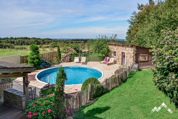 Gîte de charme avec piscine extérieure, sauna et jacuzzi pour 9 personnes à Jalhay